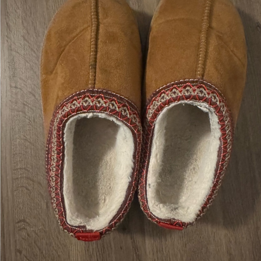 Pink Lily Brown and Red Moccasins